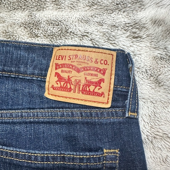 Levi’s  Boyfriend  jeans 29 Women Blue Medium - Picture 6 of 7